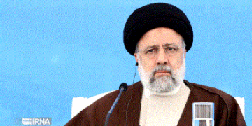 Presidente do Irã morre em acidente de helicóptero, afirma agência estatal