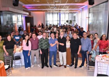 Igreja Quadrangular declara apoio à reeleição de David Almeida